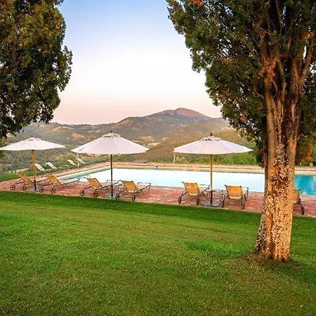 Sleeps 3 Pool Air Con Wifi * Умбертиде