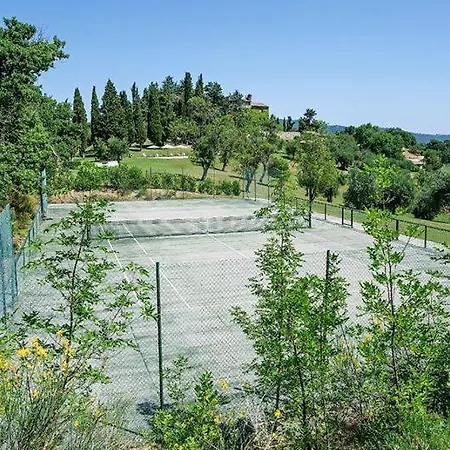 Sleeps 3 Pool Air Con Wifi Апартаменты Умбертиде